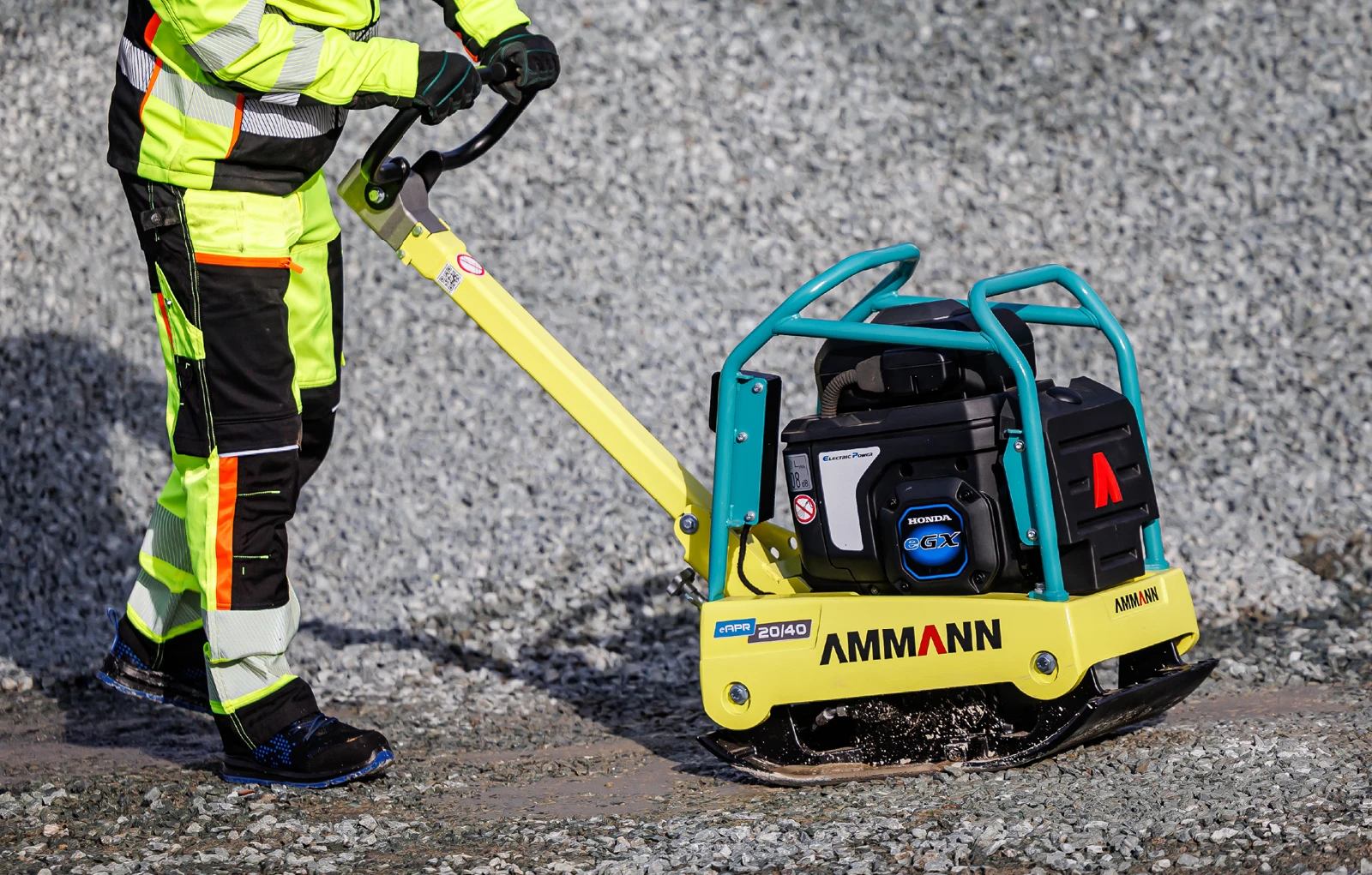 Ammann elektrinė dvikryptė vibroplokštė EAPR 20/40